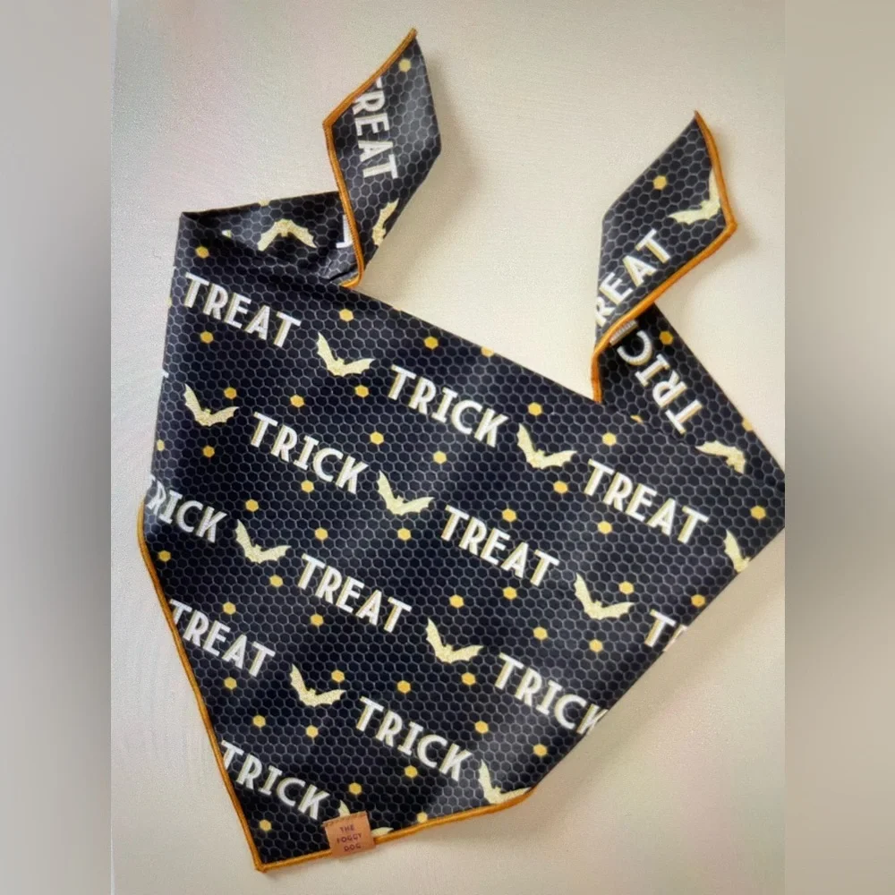 ❤️ ANTHROPOLOGIE DOG BANDANA NEW HALLOWEEN